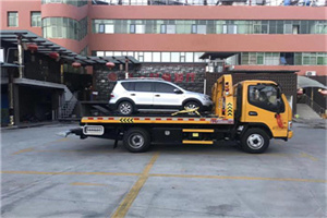 青山区汽车紧急补胎换胎救援