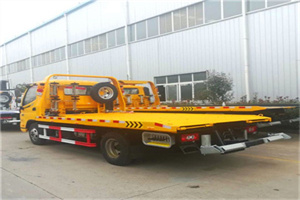 青山区附近拖车救援搭电