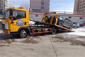 青山区救援拖车费用怎么算